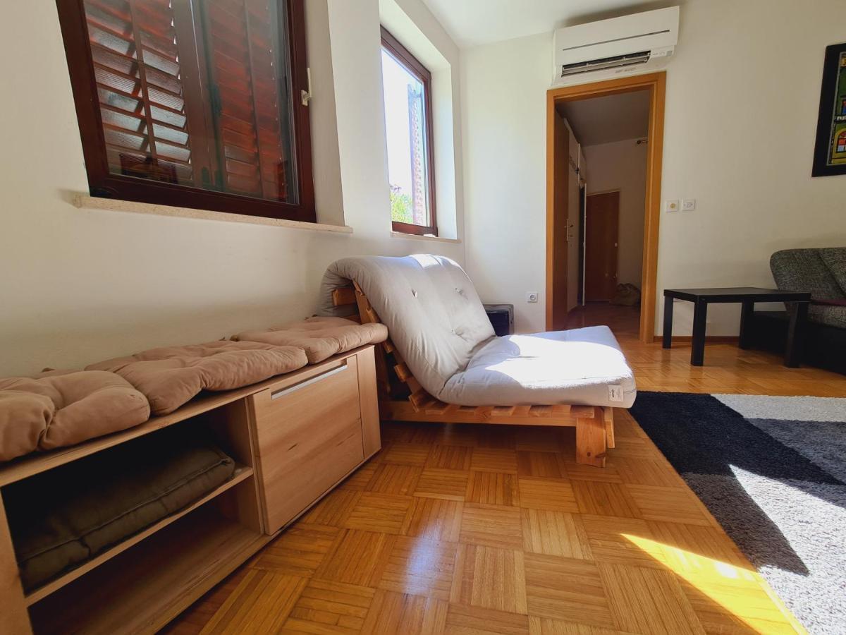 Apartamento Izola Near The Sea Habitación foto